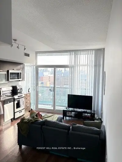 Common Element Condo in Toronto