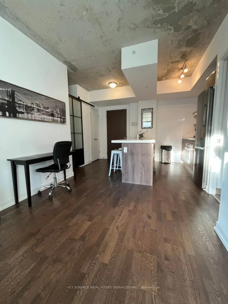 461 Adelaide Street 530, Toronto C01, ON M5V 0L6