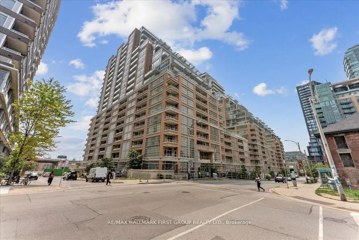 65 East Liberty Street 1018, Toronto C01, ON M6K 3R2