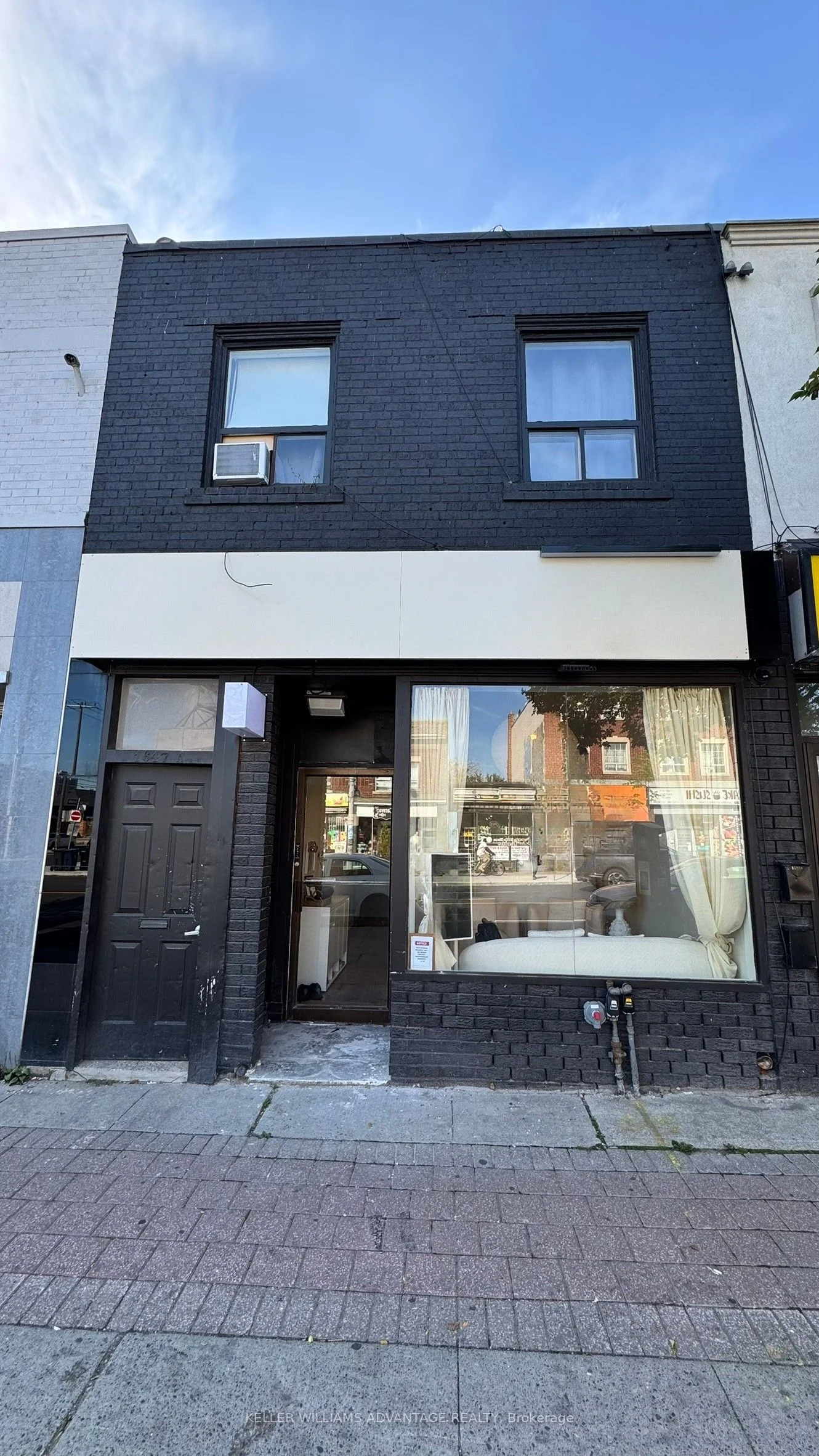 1647 Eglinton Avenue W, Toronto C03, ON M6E 2H1