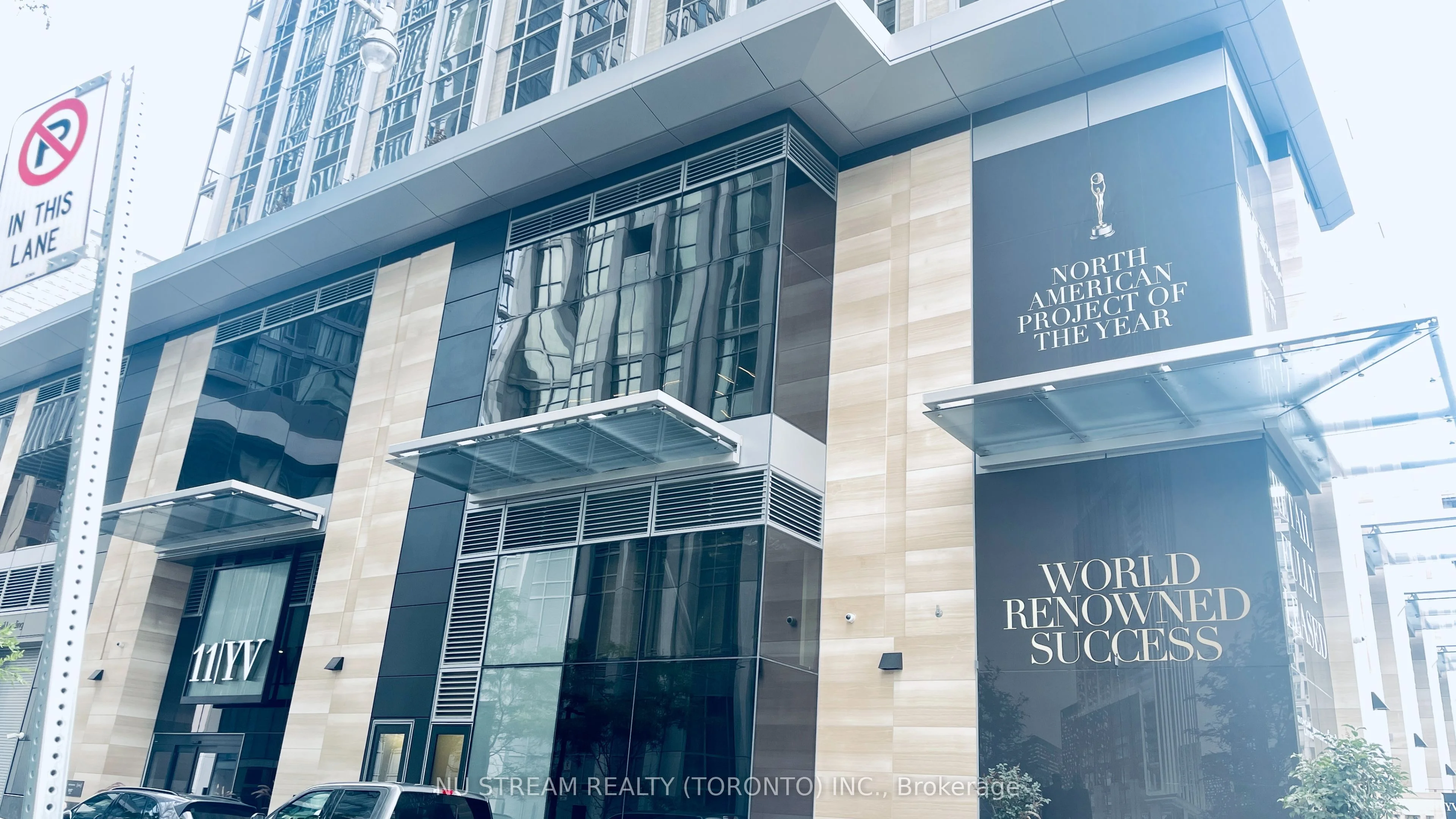 11 Yorkville Avenue 4809, Toronto C02, ON M4W 0B7