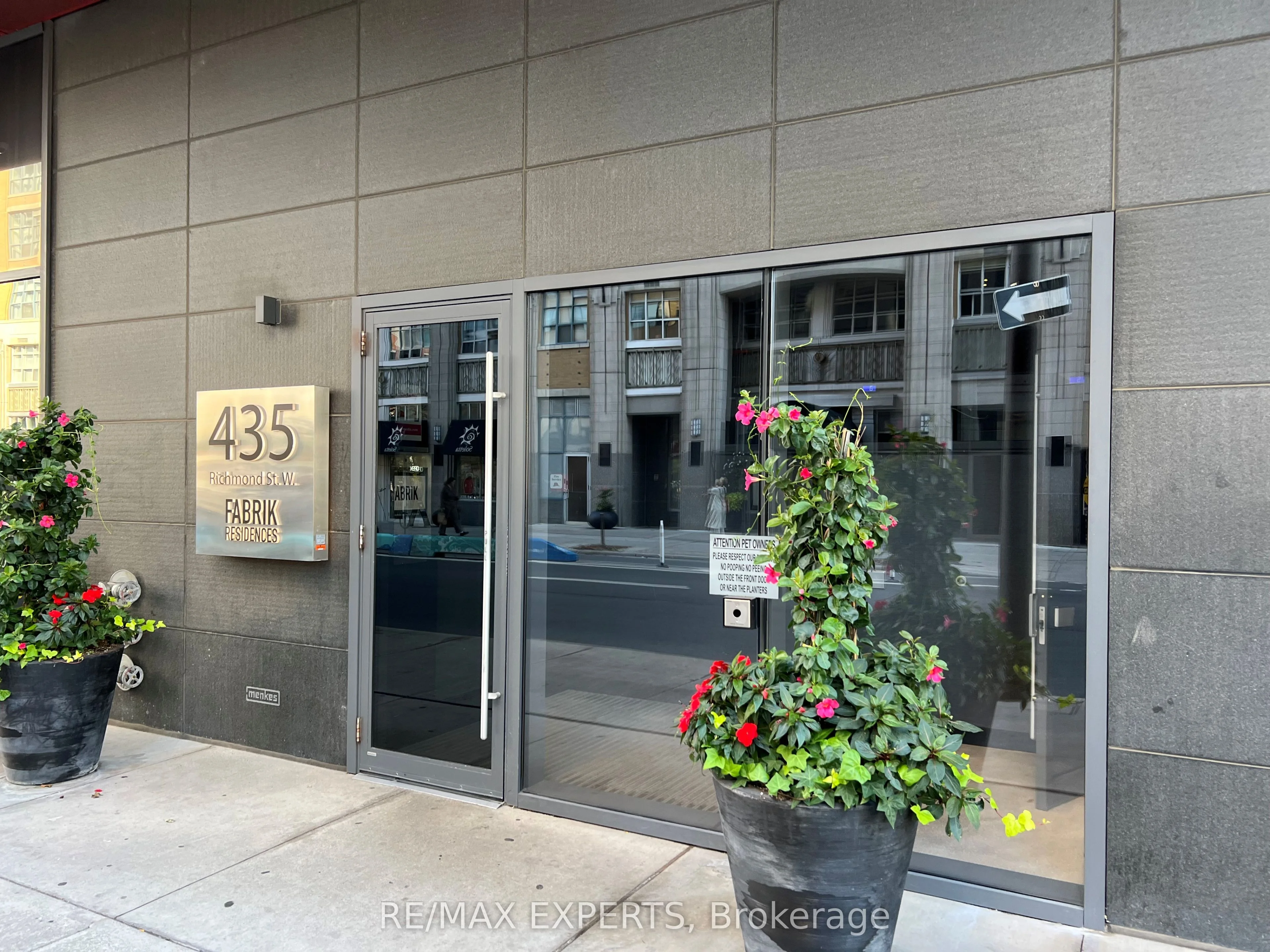 435 Richmond Street W 204, Toronto C01, ON M5V 1Y1