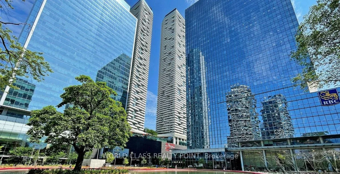 100 Harbour Street 3711, Toronto C01, ON M5J 0B5