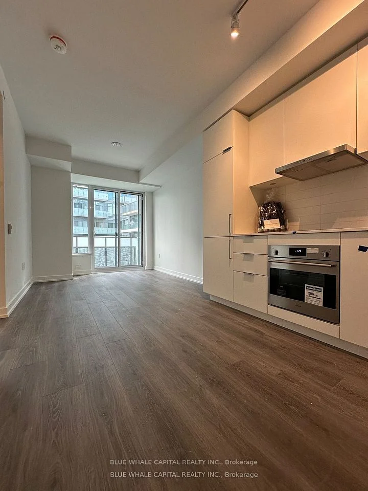 7 Golden Lion Heights N725, Toronto C14, On M2m 0c1