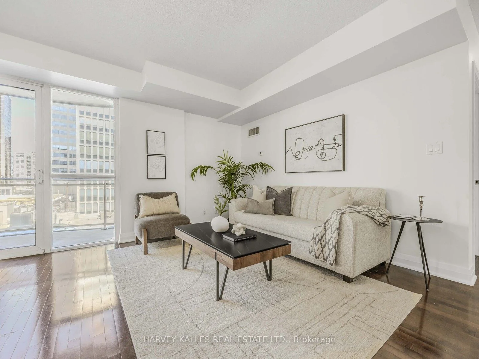 1430 Yonge Street 606, Toronto C02, ON M4T 1Y6