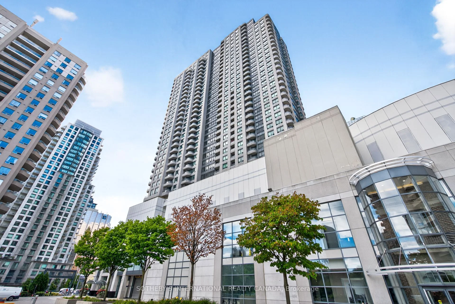 Condo Apartment in Toronto