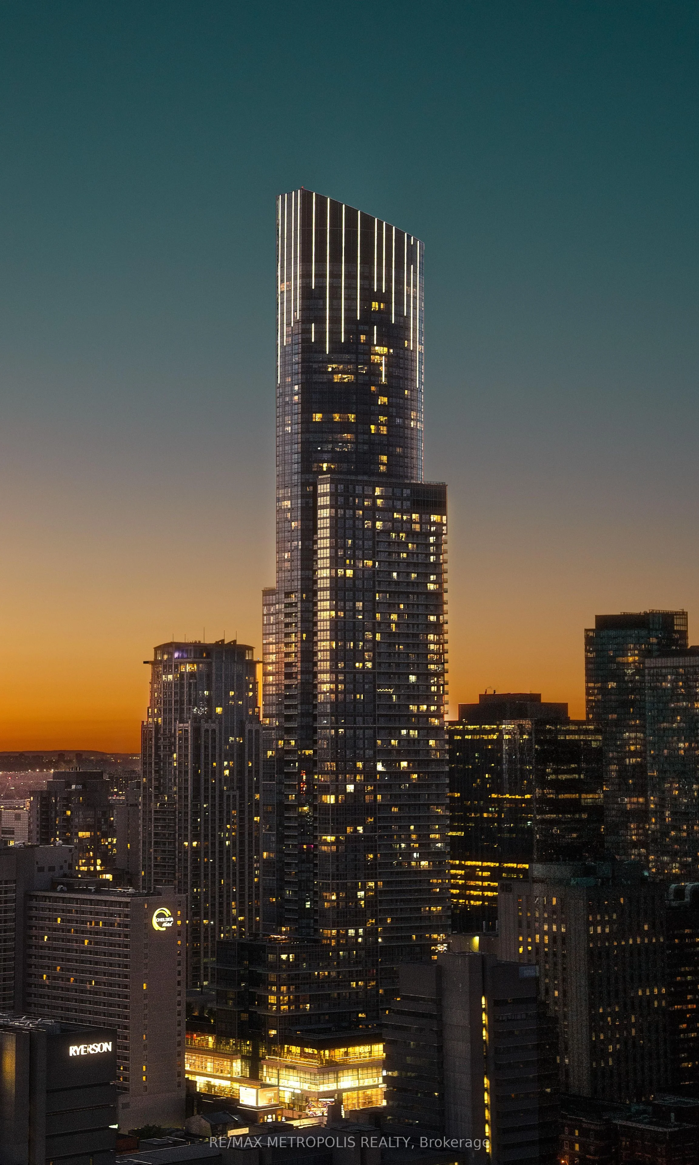 386 Yonge Street 3911, Toronto C01, ON M5B 0A5