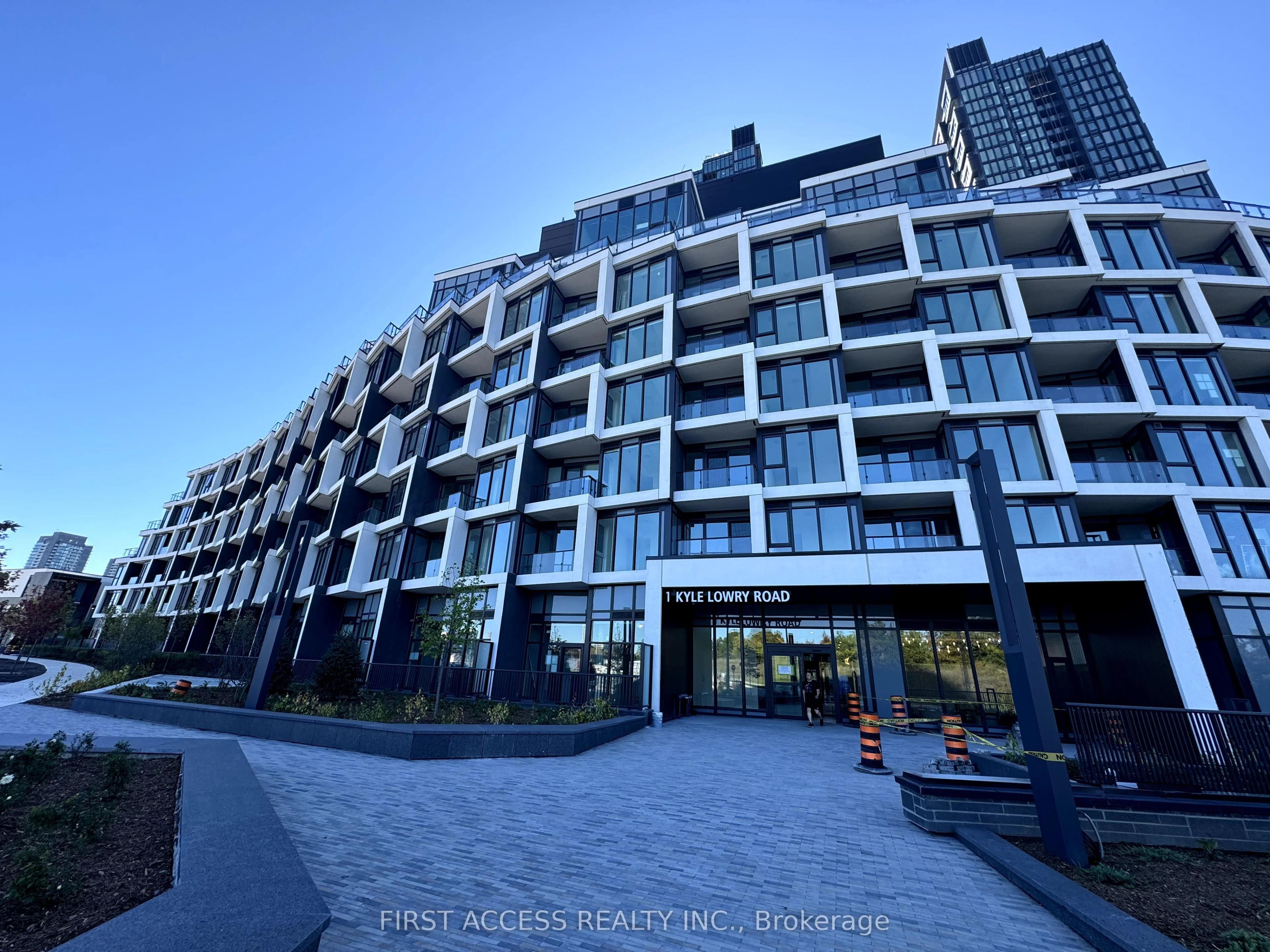 Condo Apartment in Toronto