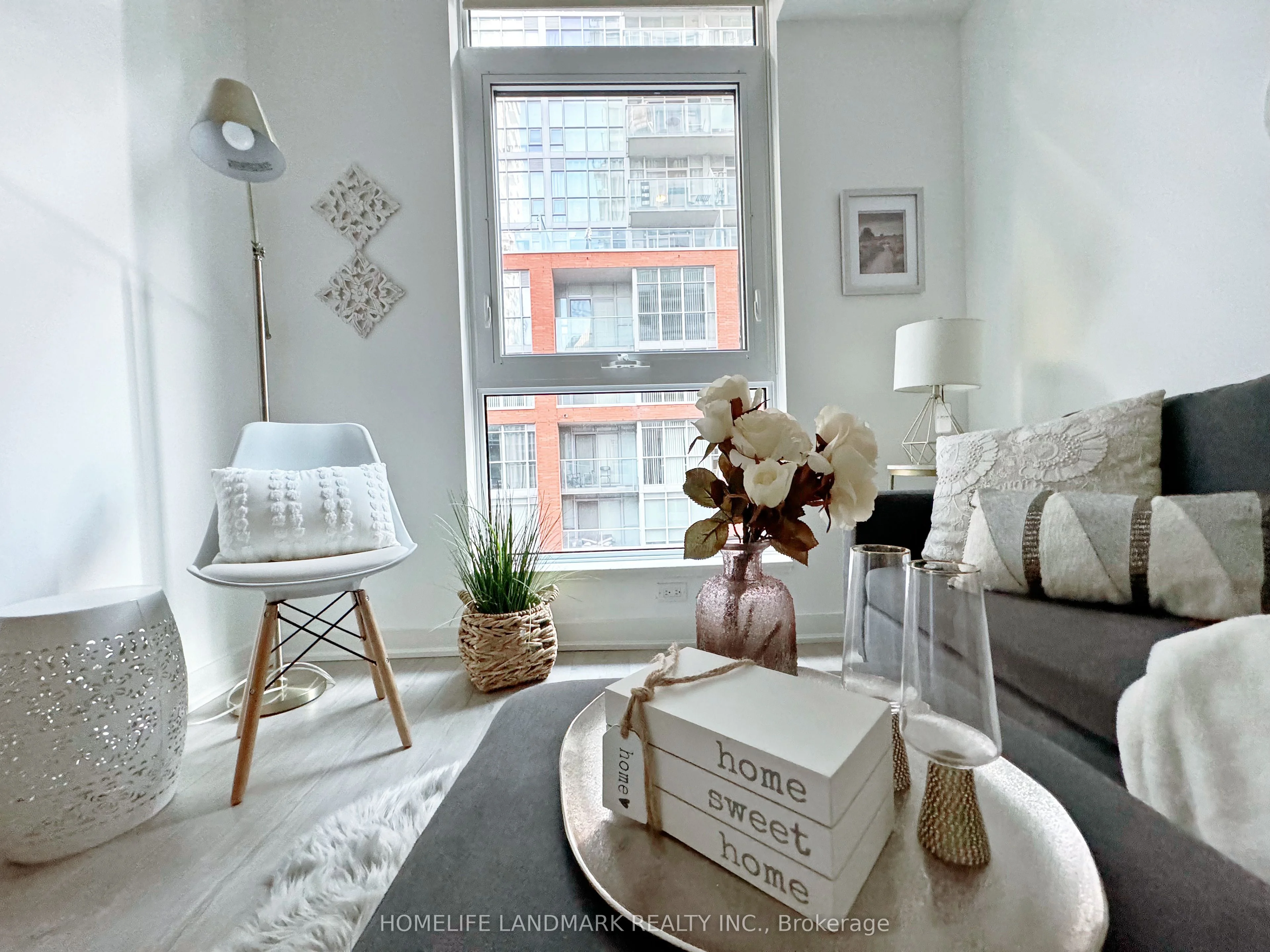 30 Nelson Street 418, Toronto C01, ON M5V 0H5