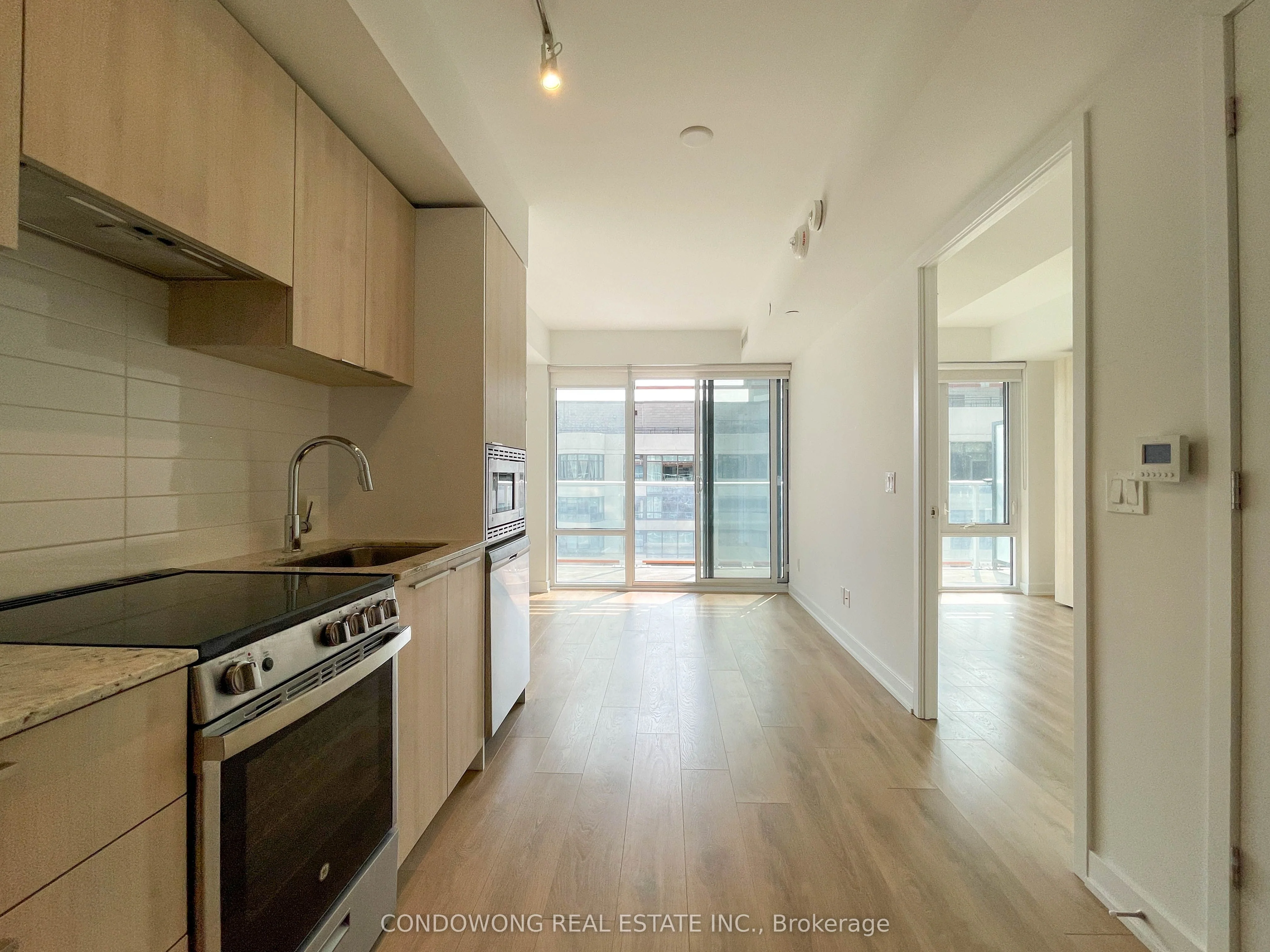 18 Maitland Terrace 1413, Toronto C08, ON M4Y 0H2