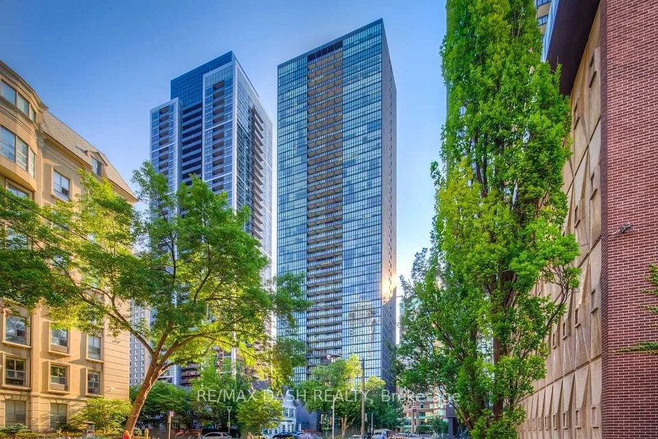 110 Charles Street E 1409, Toronto C08, ON M4Y 1T5