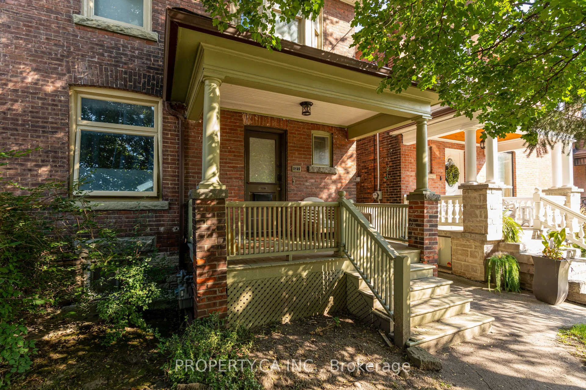 127 Beatrice Street Bsmnt, Toronto C01, ON M6J 2T2
