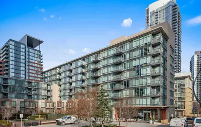 Condo Apartment in Toronto