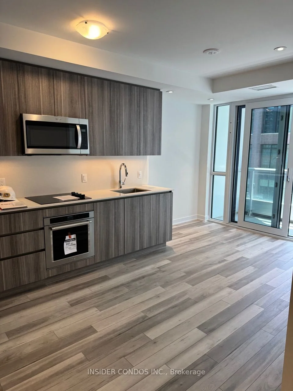 15 Richardson Street 925, Toronto C08, ON M5A 0Y5
