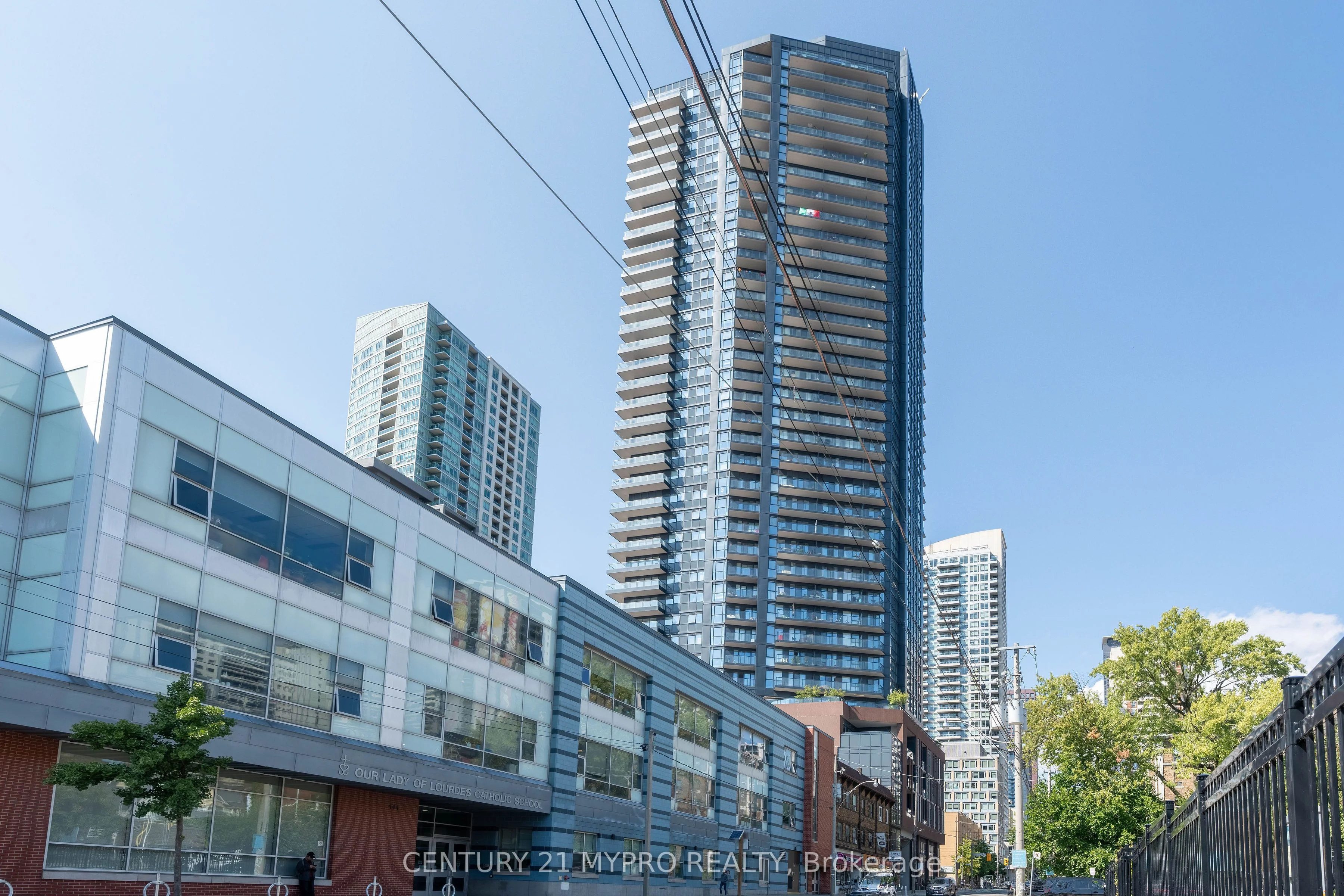 159 Wellesley Street E 2501, Toronto C08, ON M4Y 0H5