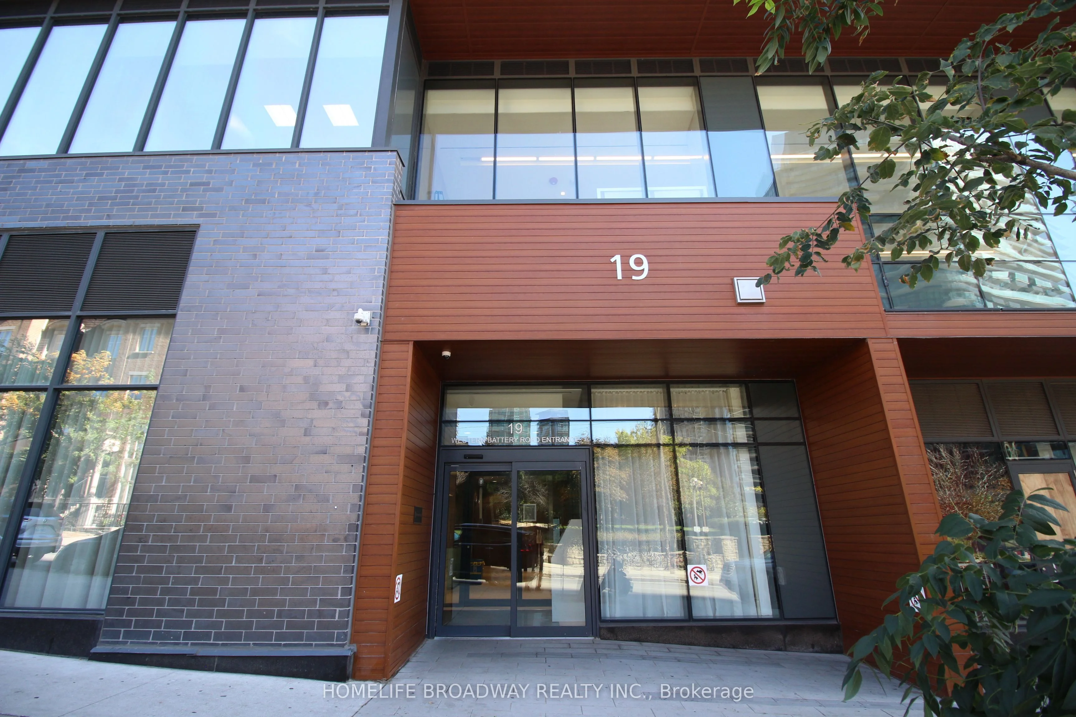 19 Western Battery Road 1706, Toronto C01, ON M6K 0E3