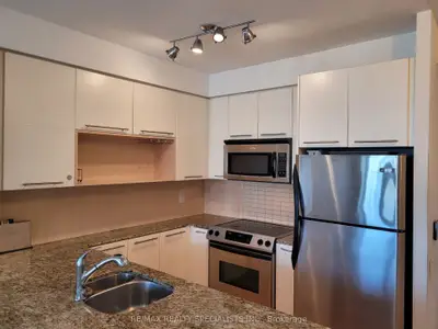 Condo Apartment in Toronto