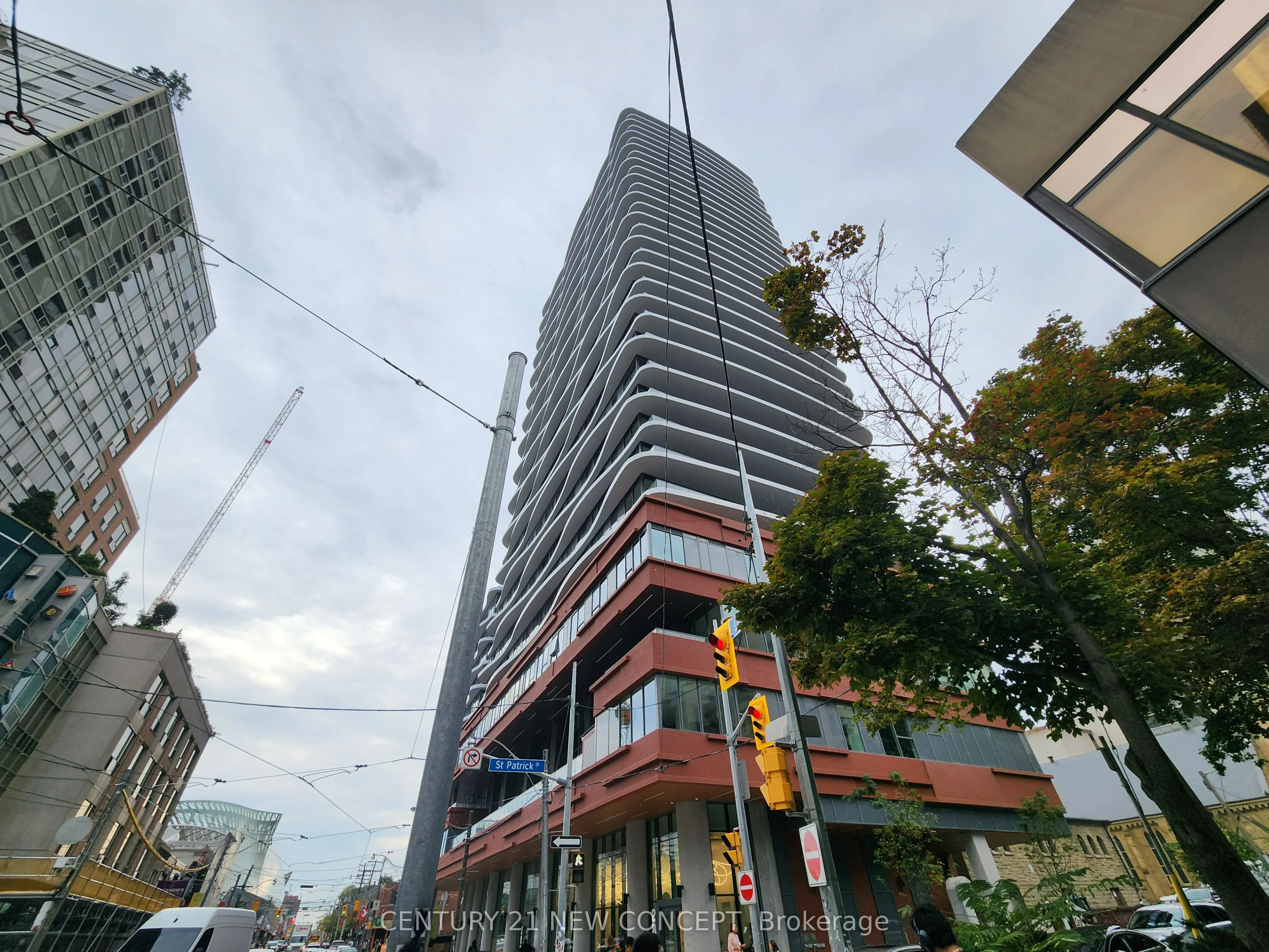 280 Dundas Street W 703, Toronto C01, ON M5T 0E3