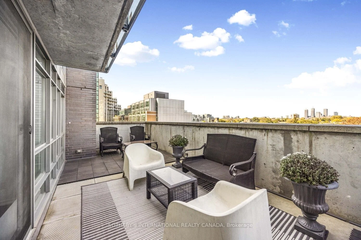 68 Abell Street 736, Toronto C01, ON M6J 0A2