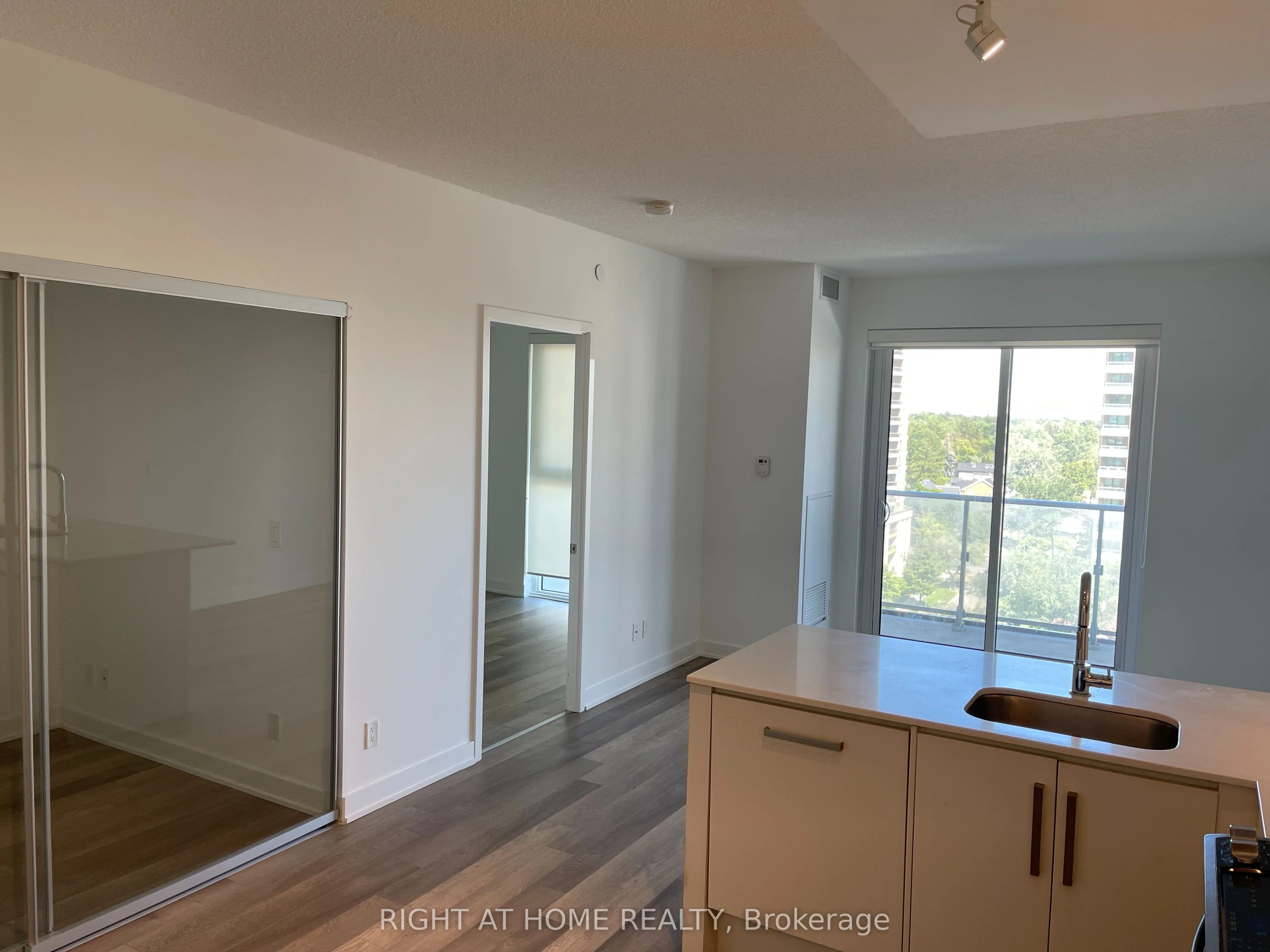 5180 yonge Street 606, Toronto C07, ON M2N 5P6