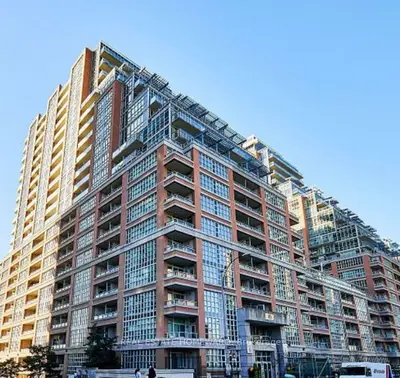 Condo Apartment in Toronto