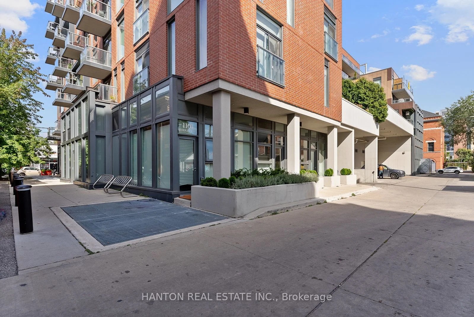 106 Dovercourt Road 105, Toronto C01, ON M6J 1J1