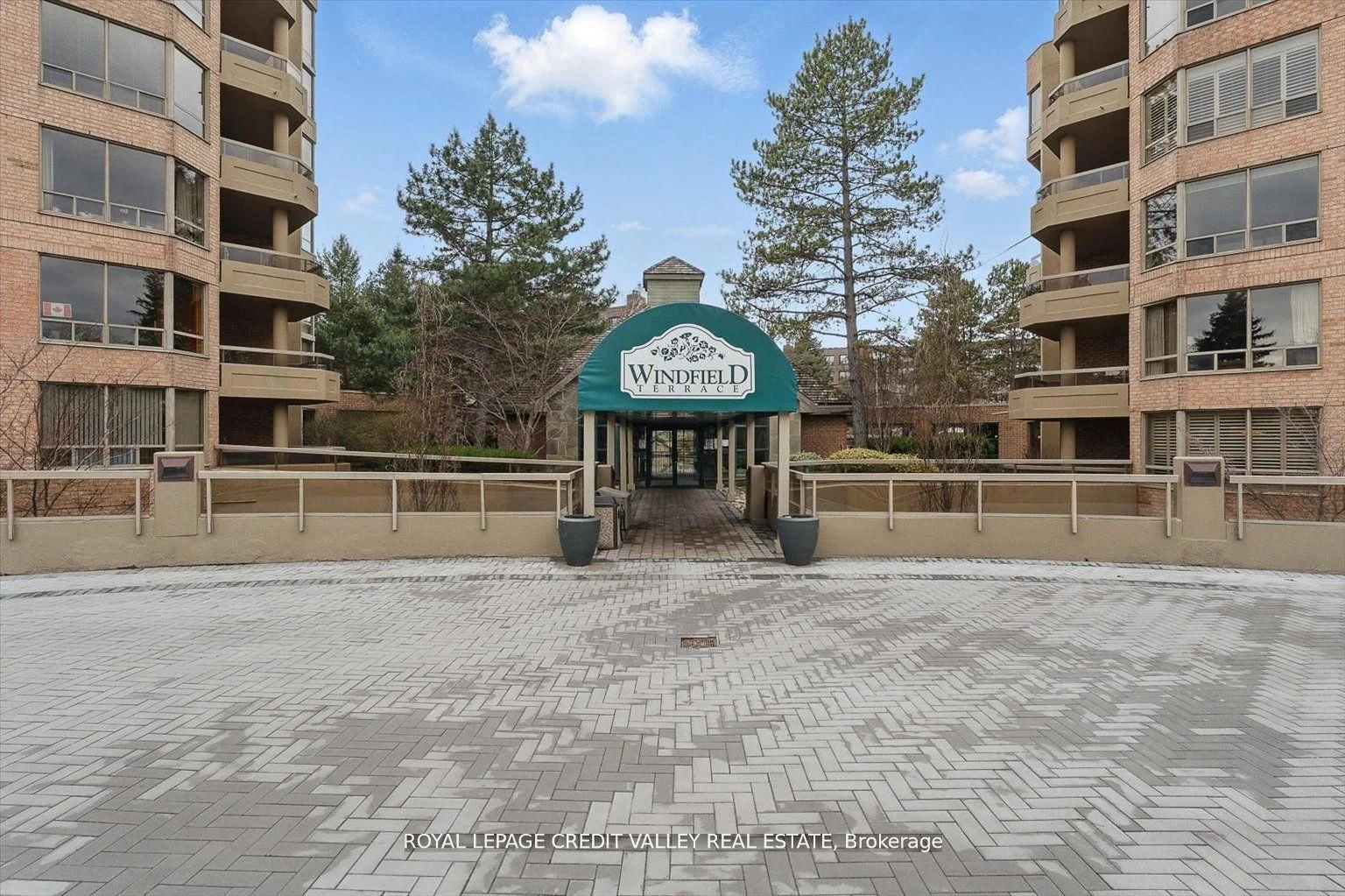1200 Don Mills Road 507, Toronto C13, ON M3B 3N8