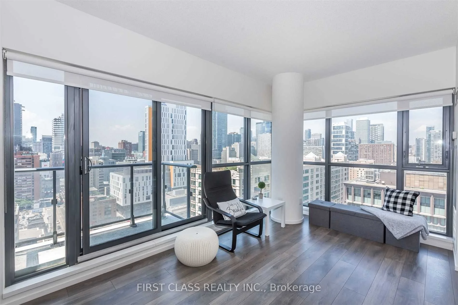 159 Dundas Street E 1909, Toronto C08, ON M5B 1E4