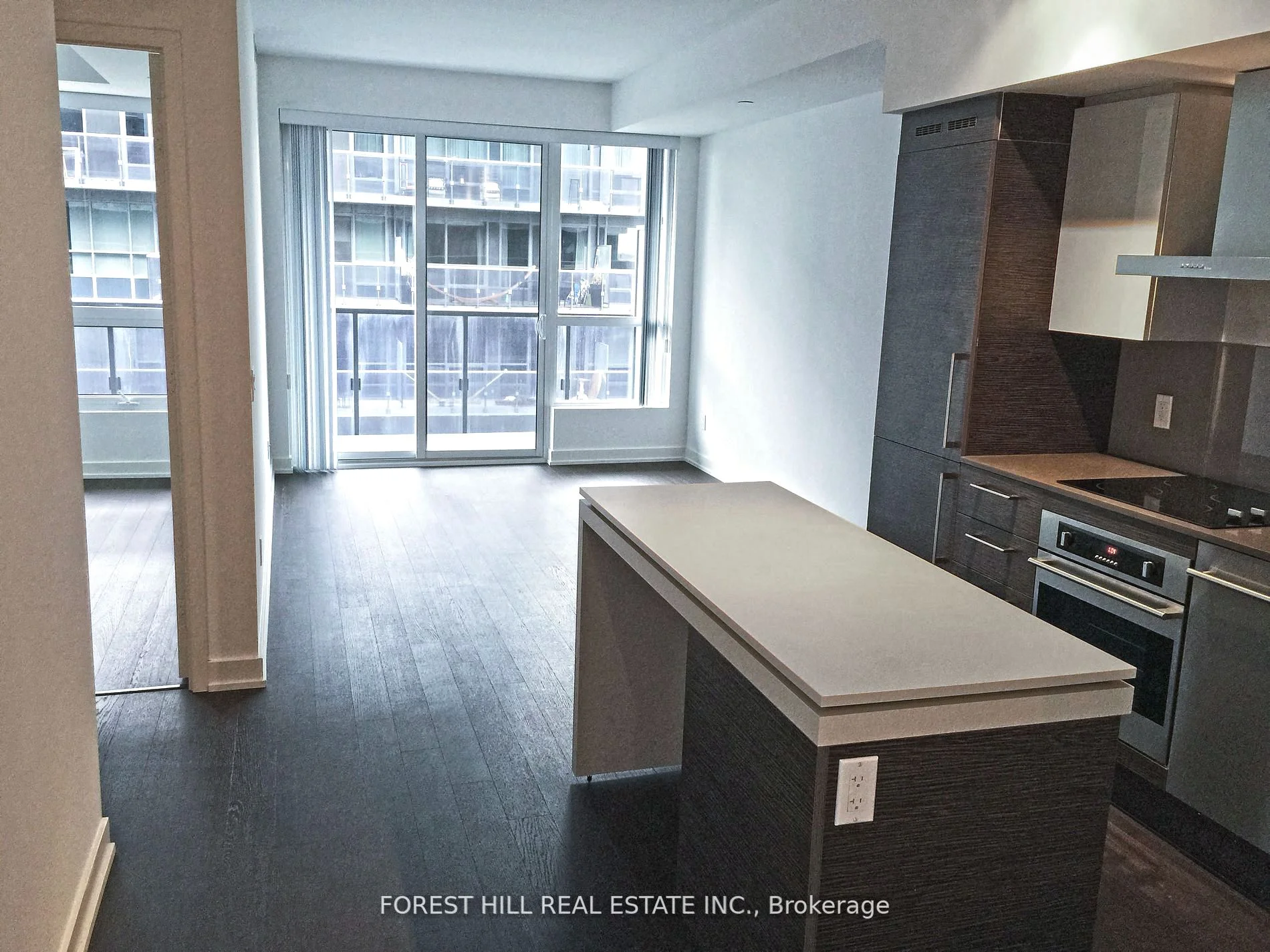 1030 King Street W 440, Toronto C01, ON M6K 3N3