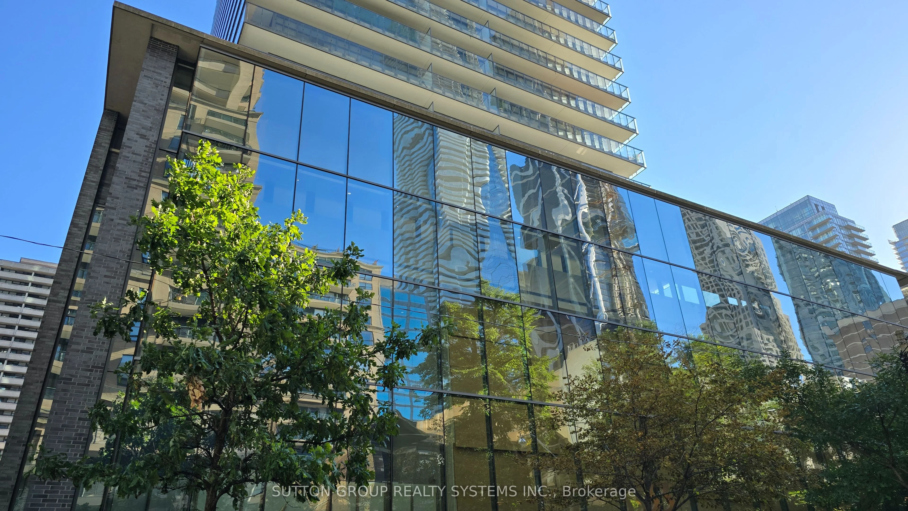 33 Charles Street E 2211, Toronto C08, ON M4Y 0A2