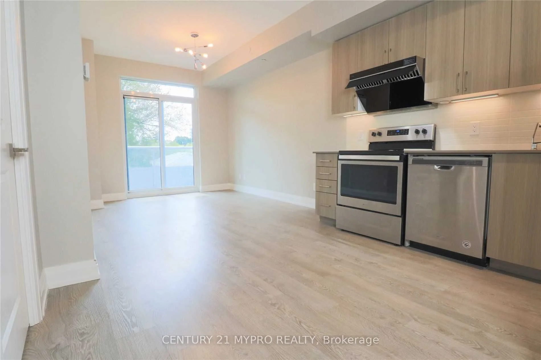 591 Sheppard Avenue E 315, Toronto C15, ON M2K 1B4