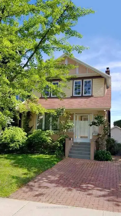 Detached in Toronto