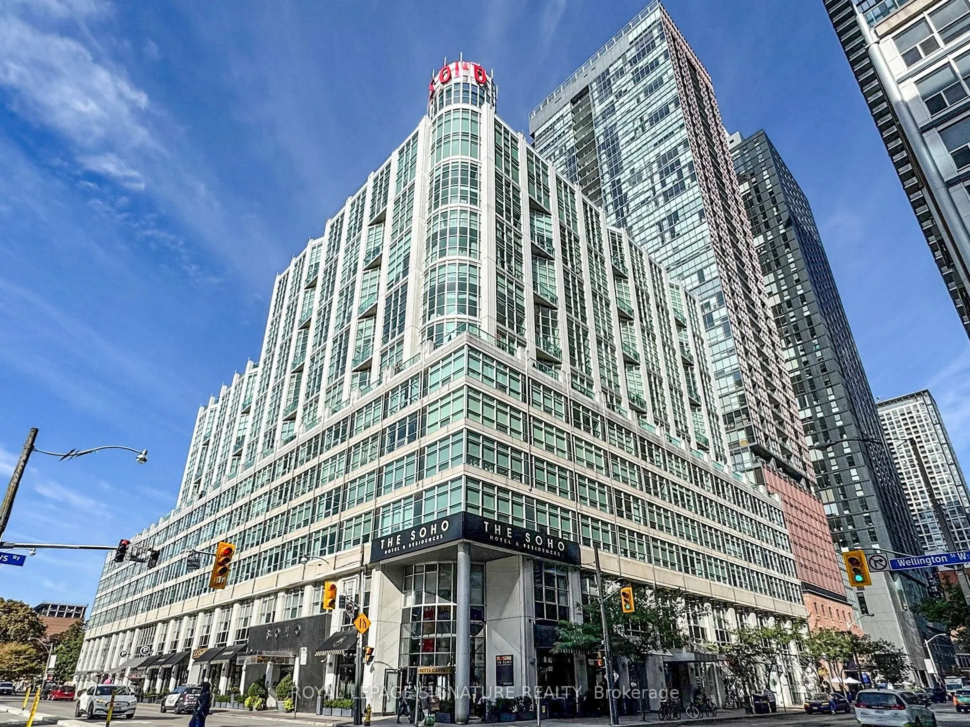 Condo Apartment in Toronto