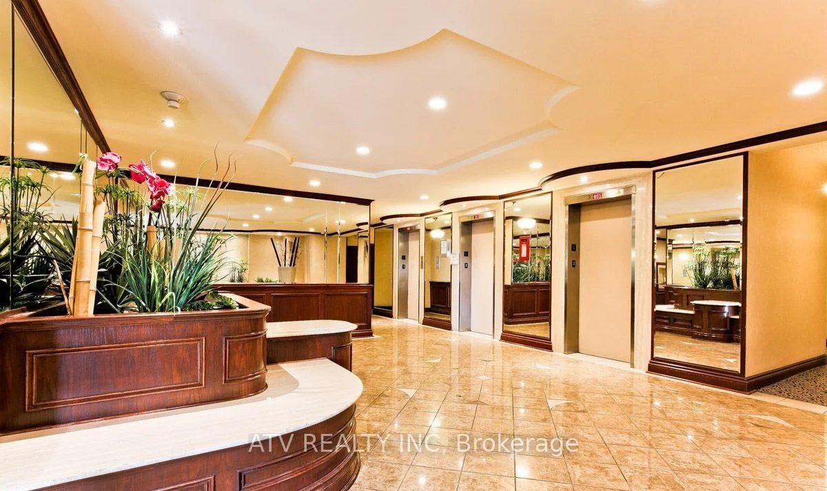 10 Muirhead Road 1704, Toronto C15, ON M2J 4P9