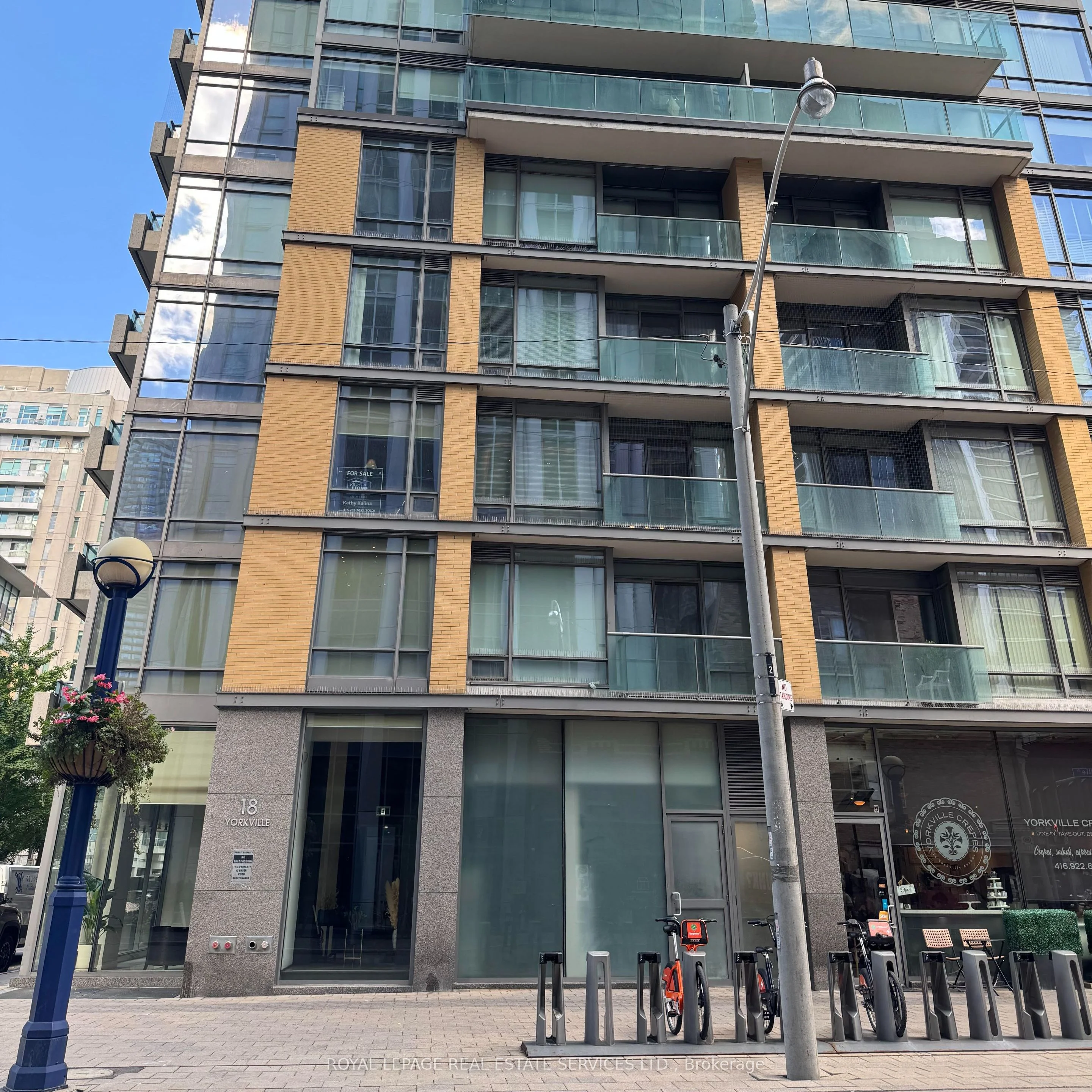 18 Yorkville Avenue 405, Toronto C02, ON M4W 1L4