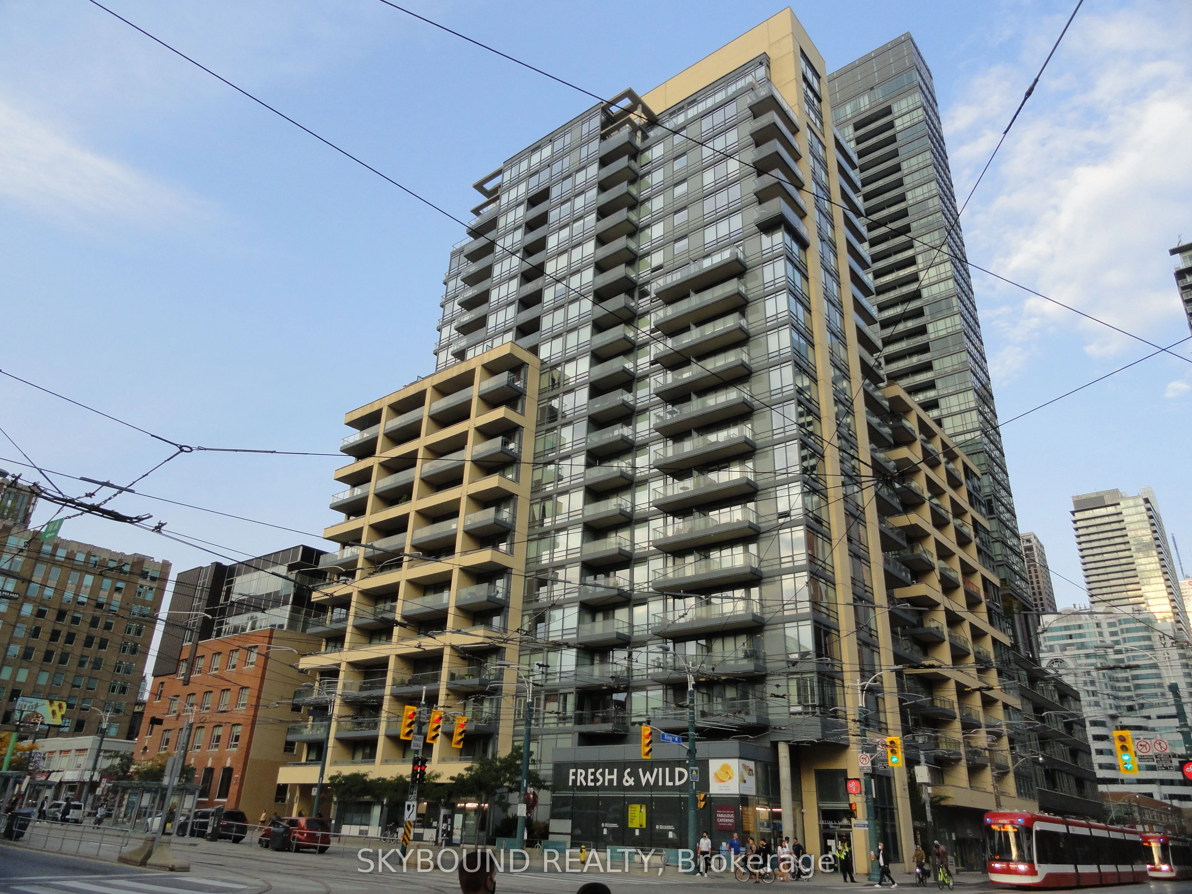 438 King Street W #507, Toronto C01, ON M5V 3T9