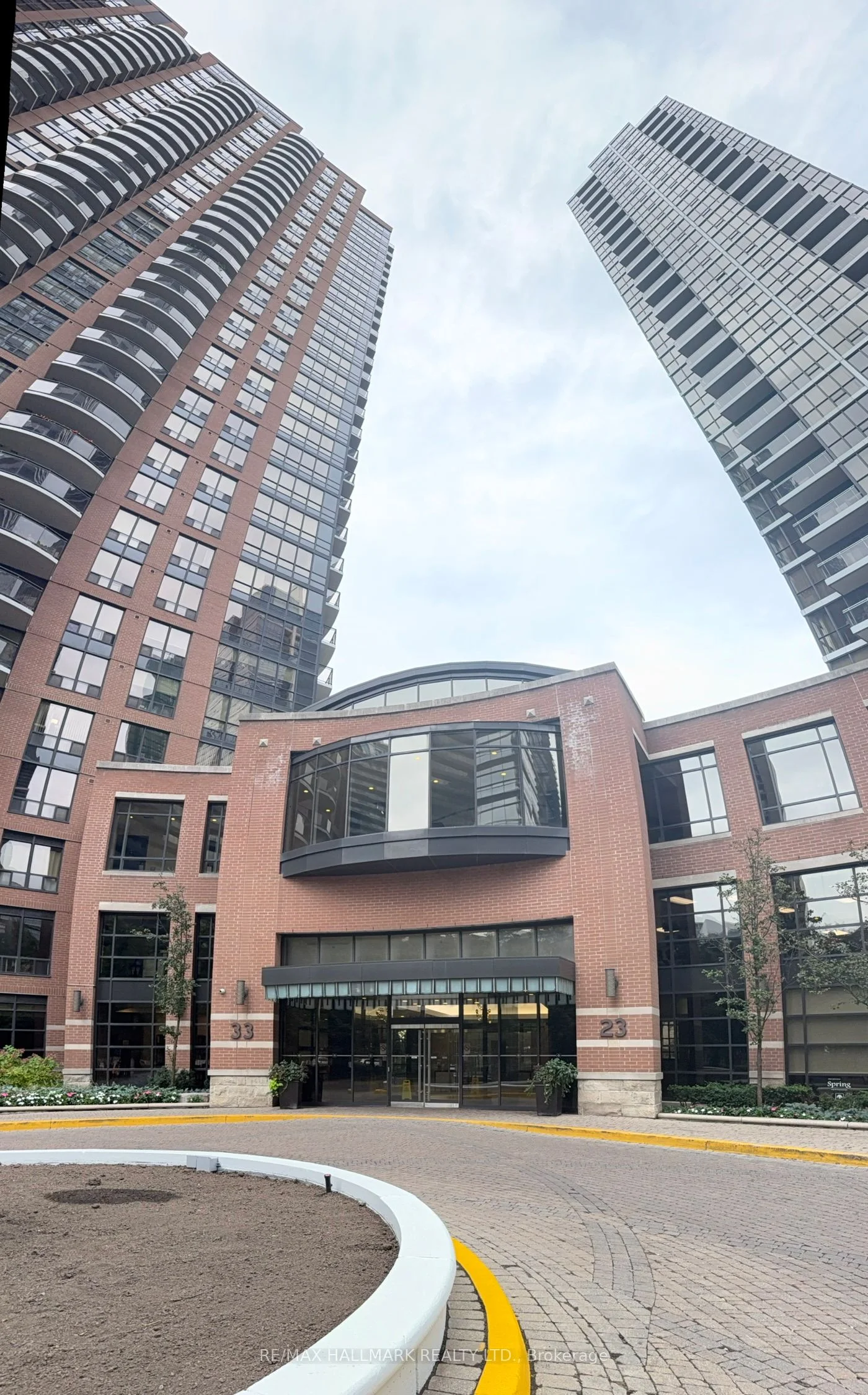 33 Sheppard Avenue E 2507, Toronto C14, On M2n 7k1