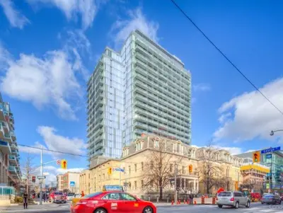 Condo Apartment in Toronto