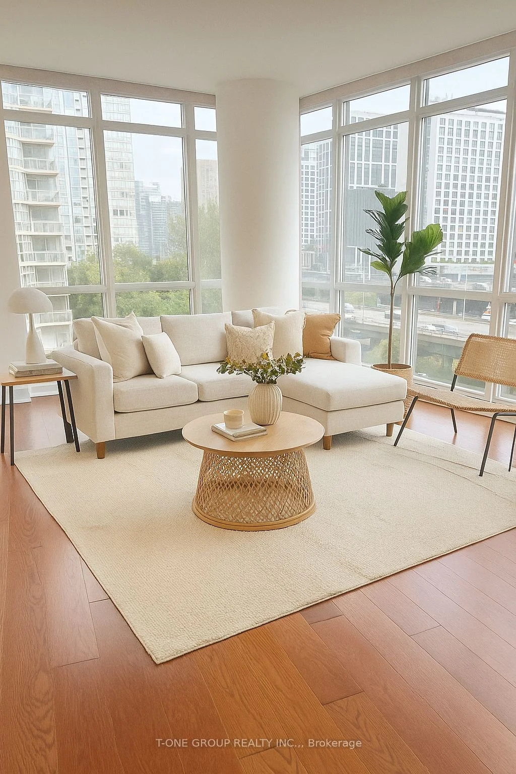 11 Brunel Court 510, Toronto C01, ON M5V 3Y3