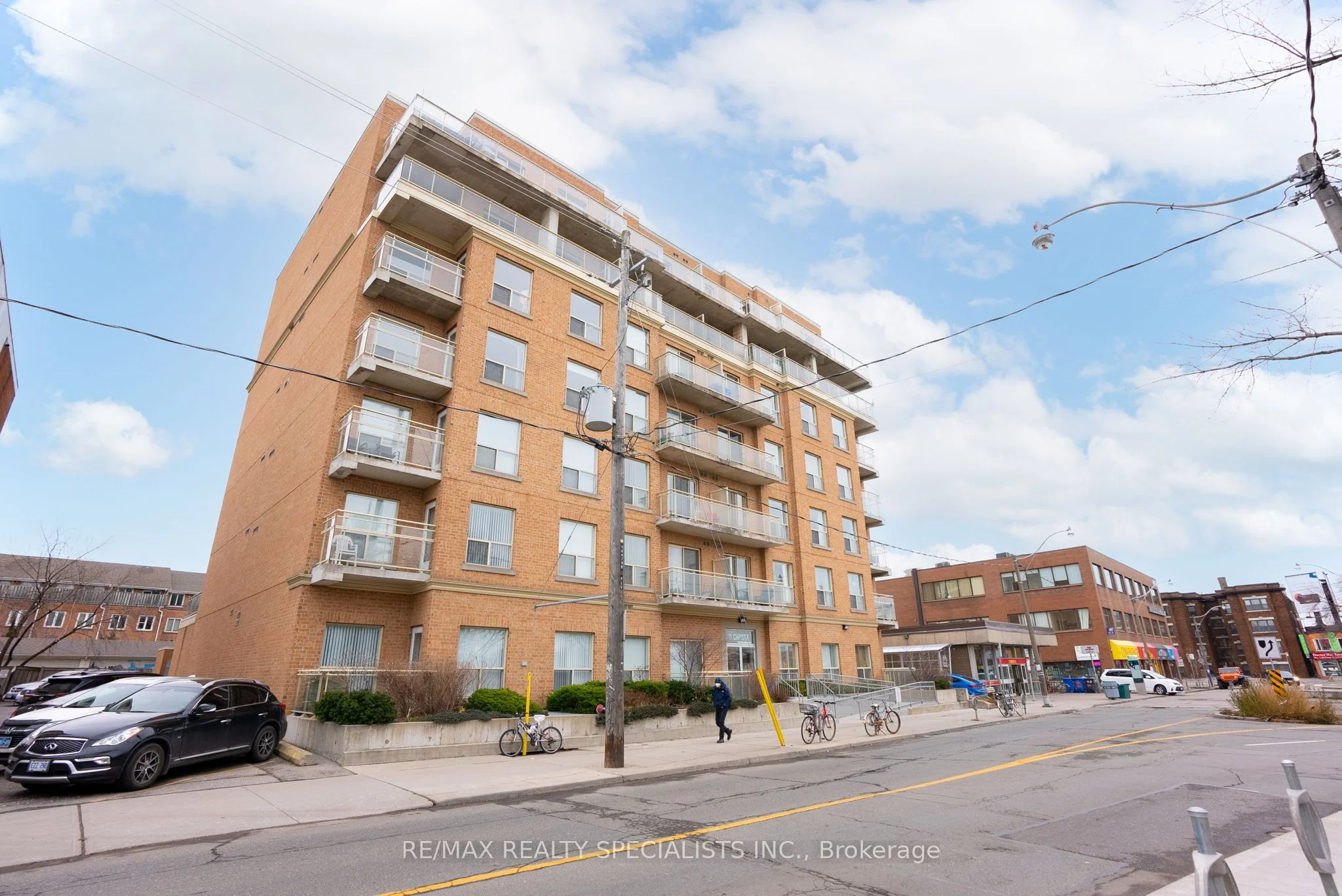 11 Christie Street 402, Toronto C02, ON M6G 4C3