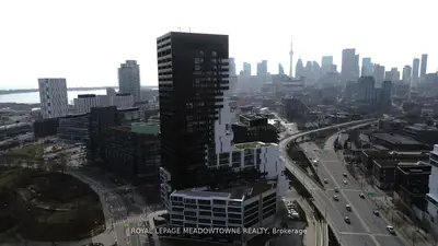 170 Bayview Avenue 2104, Toronto C08, ON M5A 0M4