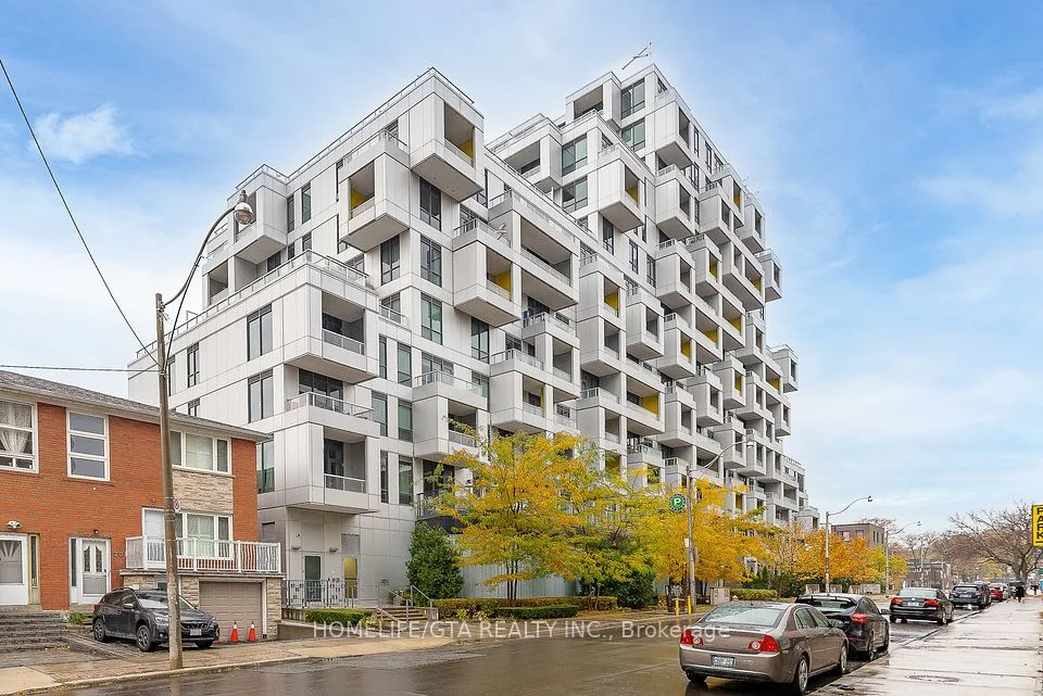 38 Cameron Street 928, Toronto C01, ON M5T 0C3