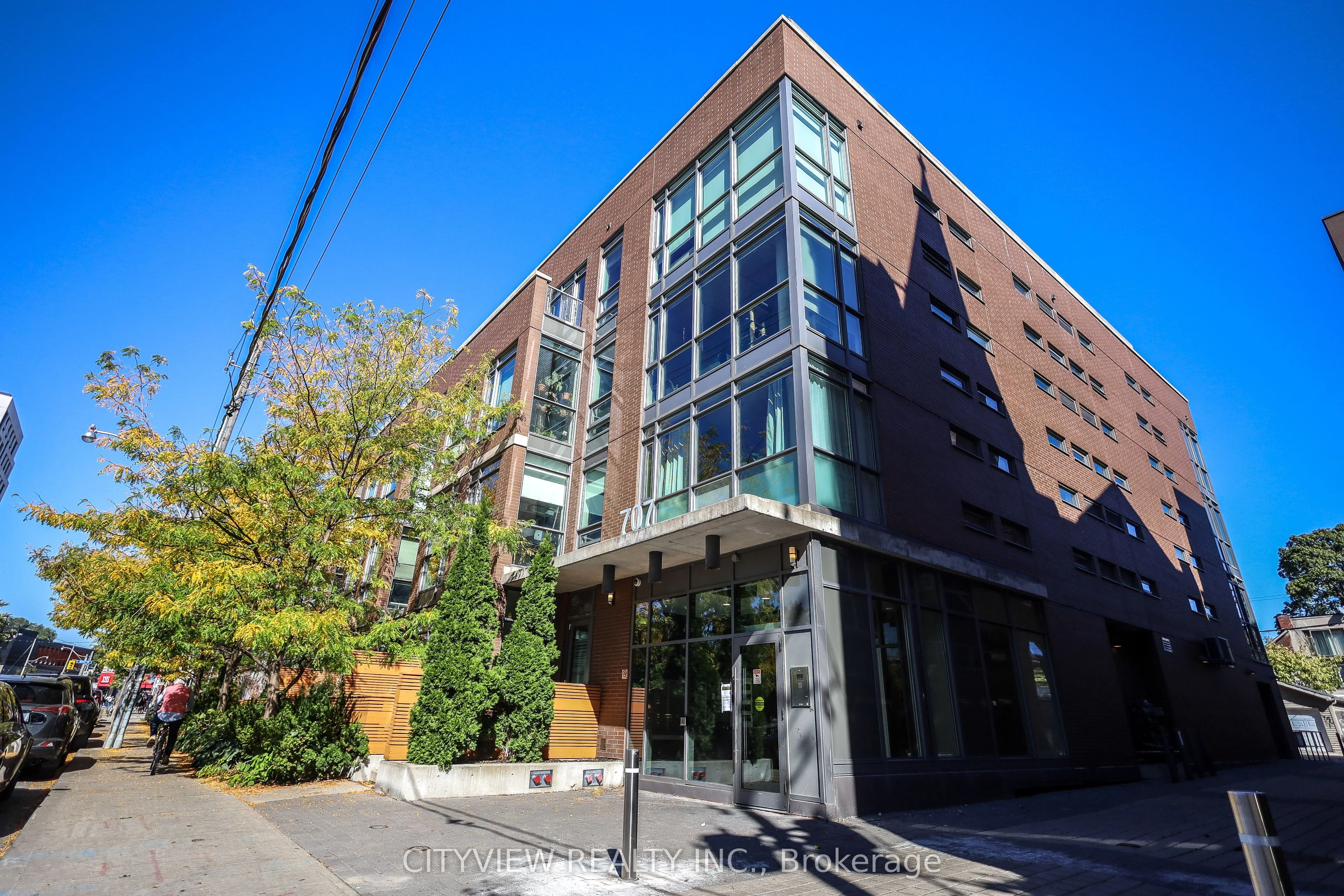 Condo Apartment in Toronto