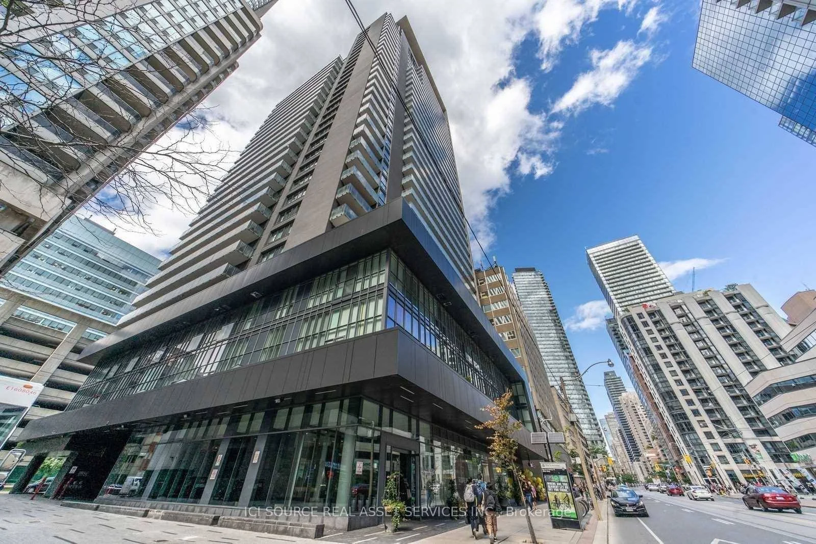 770 Bay Street 2406, Toronto C01, On M5g 0a6