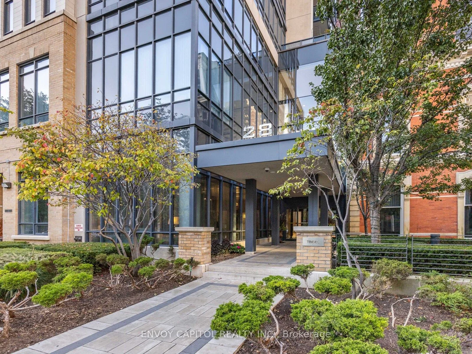 28 Linden Street 1702, Toronto C08, ON M4Y 0A4