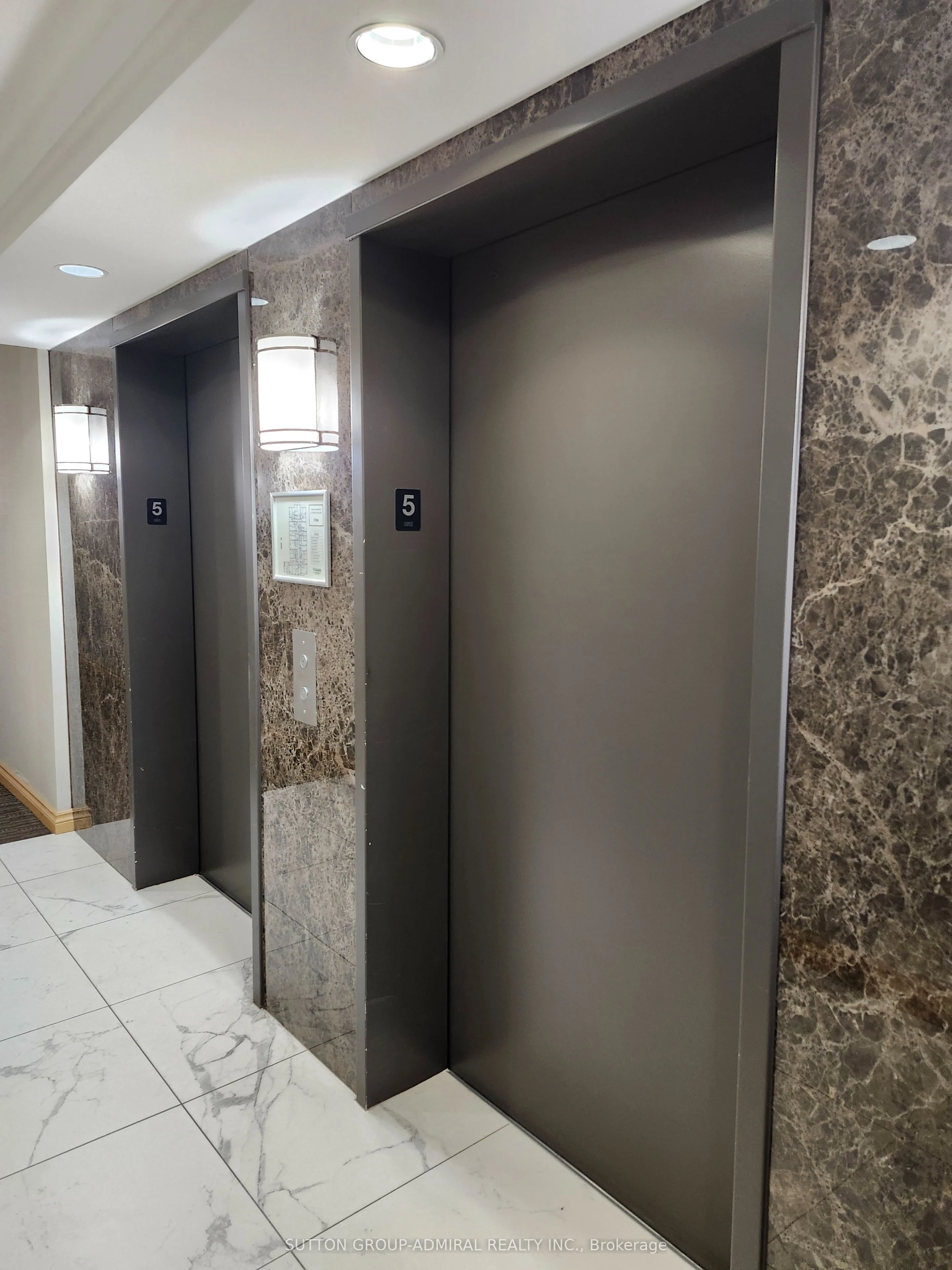 212 Eglinton Avenue E 501, Toronto C10, ON M4P 0A3