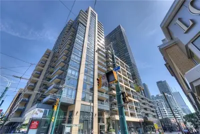 Condo Apartment in Toronto