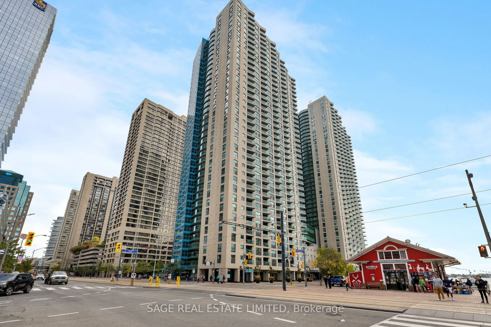 Condo Apartment in Toronto