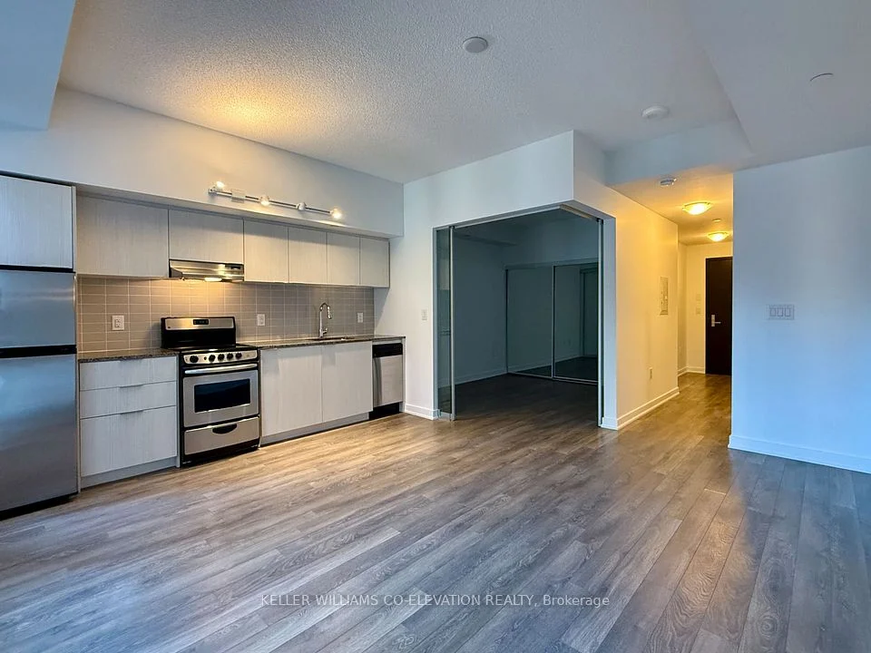 31 Phipps Street R307, Toronto C01, ON M4Y 0E5