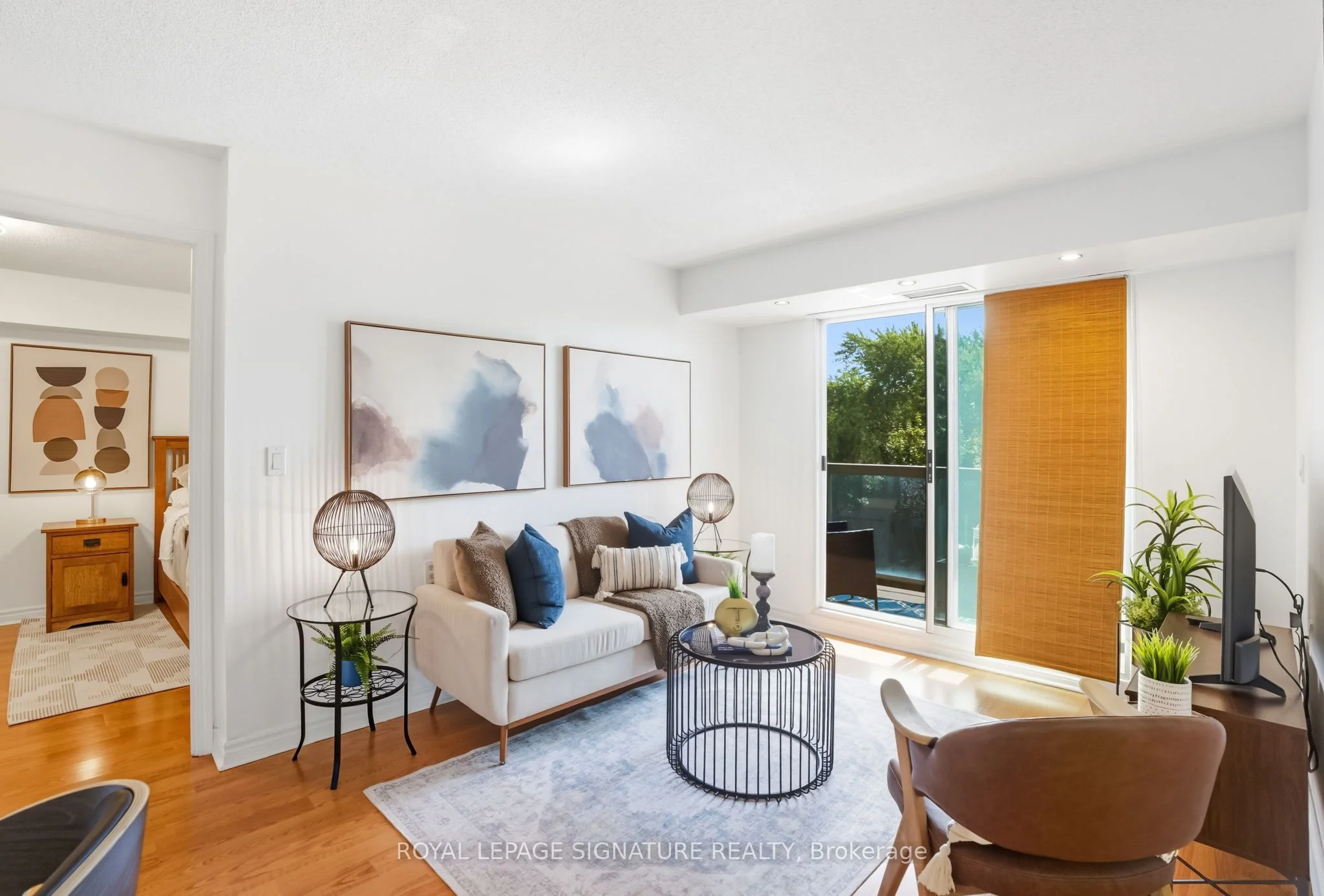935 Sheppard Avenue W 402, Toronto C06, ON M3H 2T7